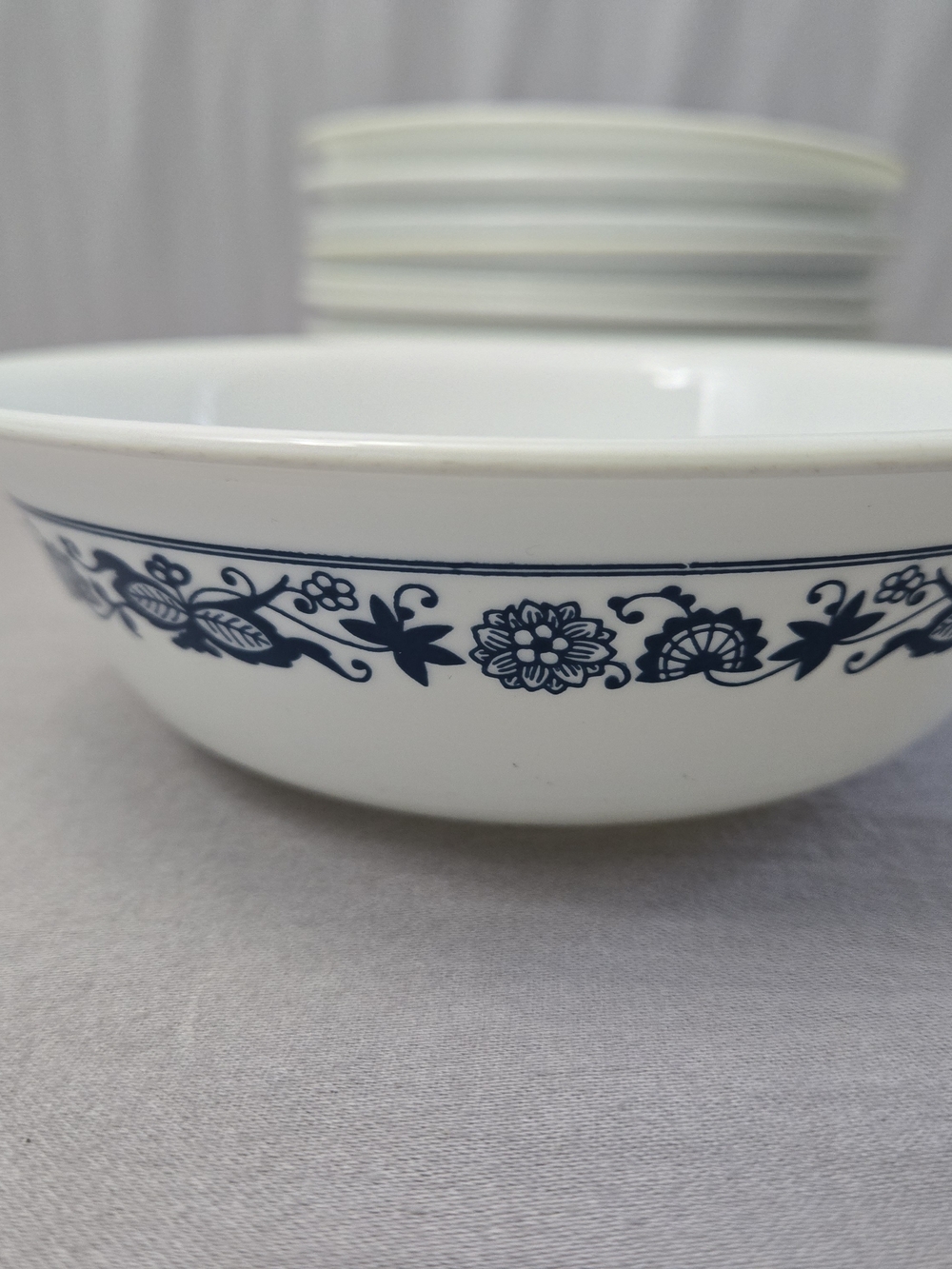 8 Corelle OLD TOWN BLUE ONION Dessert/Berry Bowls 6"